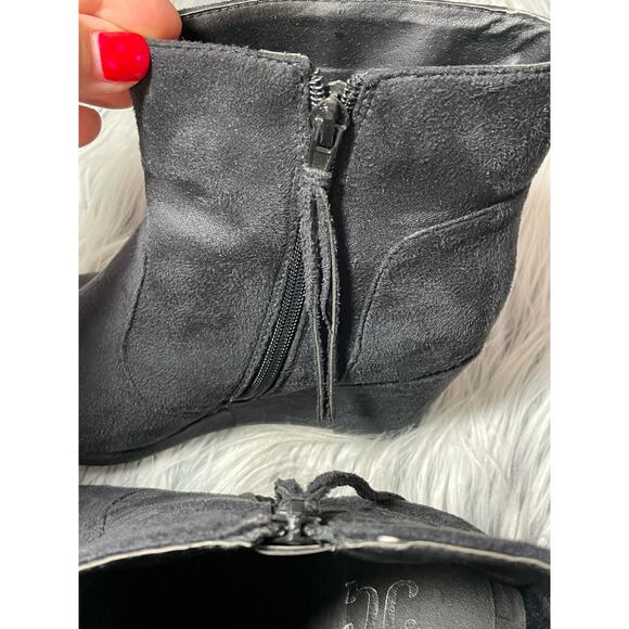 JG womens shorties short boots faux suede matte black size 8 womens bootie - Picture 2 of 13
